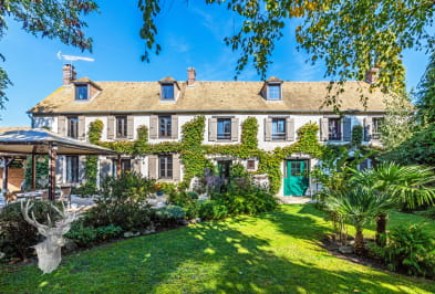 Belle demeure totalement rénovée de 310 m²