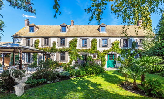 Belle demeure totalement rénovée de 310 m²